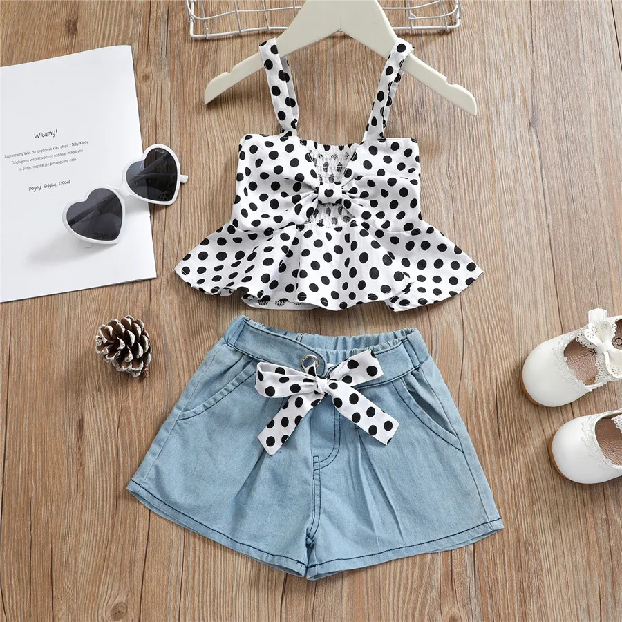 WenaZao Baby Camisole + Shorts Set, Dot Print Bow Decoration Version Summer Clothing Little Girls Casual Sweet Outfits Set
WenaZao Baby Camisole + Shorts Set, Dot Print Bow Decoration Version Summer Clothing Little Girls Casual Sweet Outfits Set