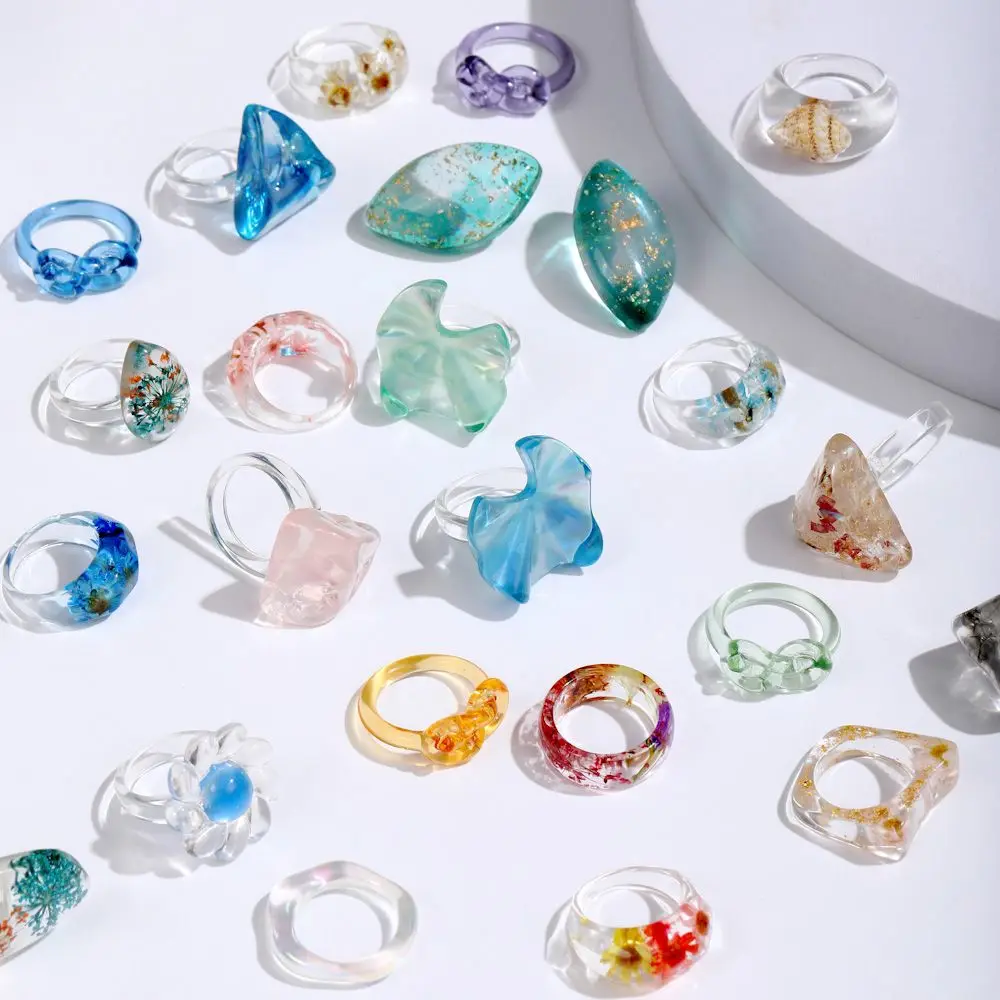 New Flowers Plants Inside For Women Resin Rings Finger Decor Fashion Transparent Resin Rings Party Gifts
New Flowers Plants Inside For Women Resin Rings Finger Decor Fashion Transparent Resin Rings Party Gifts