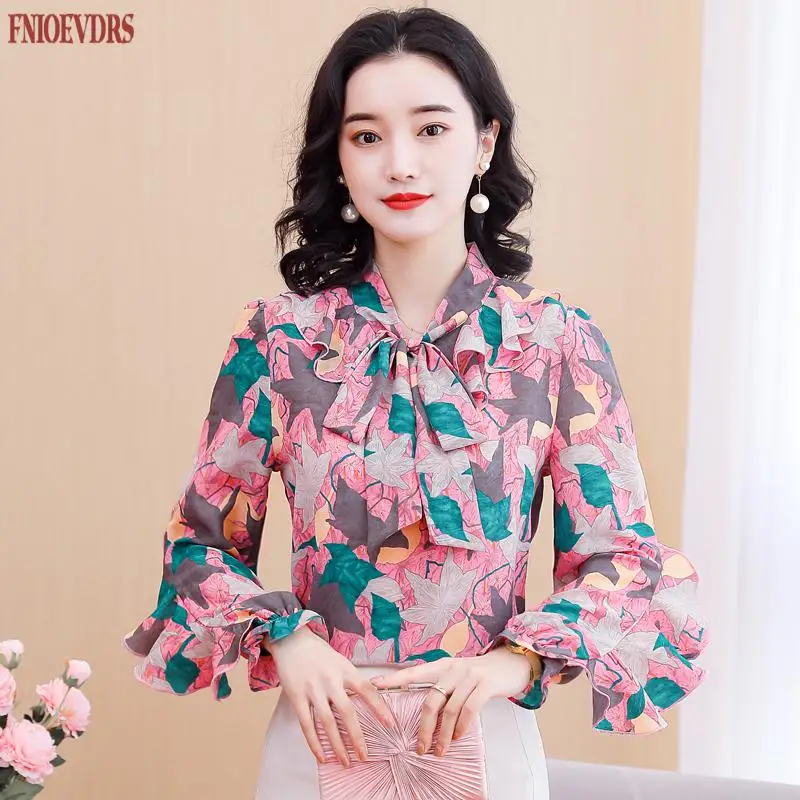 2021 Spring Elegant Lady Work Women Retro Vintage Floral Print Chiffon Bow Tie Tops Blouses
2021 Spring Elegant Lady Work Women Retro Vintage Floral Print Chiffon Bow Tie Tops Blouses