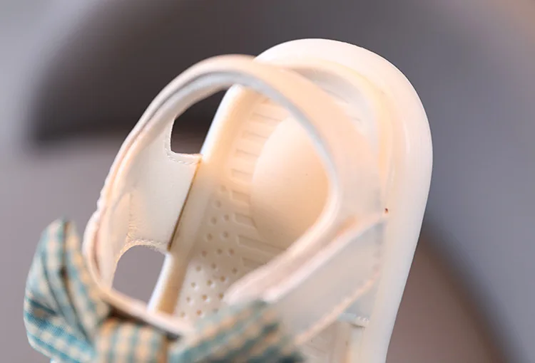 Summer Baby Girl Sandals Woven Princess Shoes Children's Soft-soled Beach Shoes Children's Shoes
Summer Baby Girl Sandals Woven Princess Shoes Children's Soft-soled Beach Shoes Children's Shoes