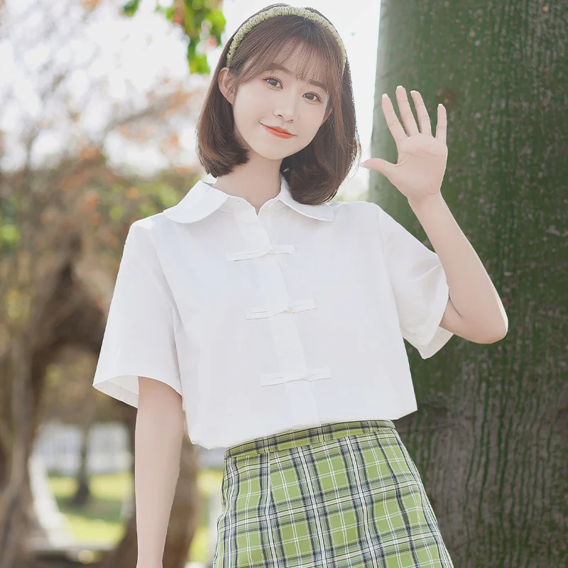 Chic Khaki 2021 New White Shirt Women's Summer Design Sense Frog Loose Japanese Style Student Soft Girl Short Sleeve Shirt
Chic Khaki 2021 New White Shirt Women's Summer Design Sense Frog Loose Japanese Style Student Soft Girl Short Sleeve Shirt
