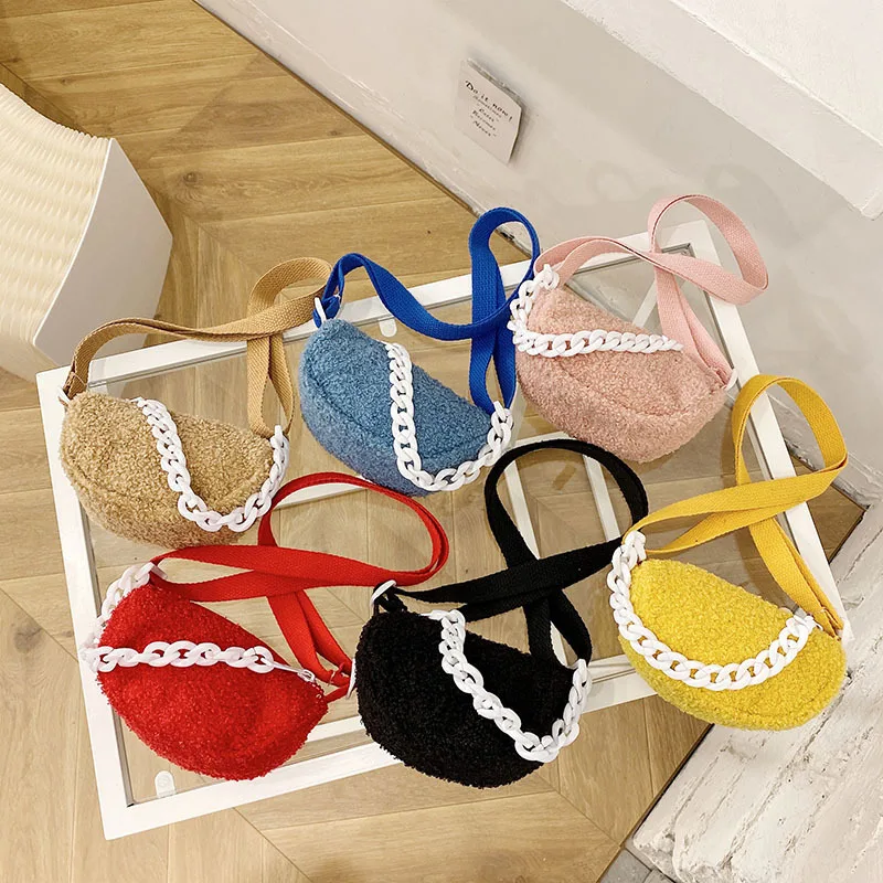 New fashion lamb maomao Children and girls acrylic chain Mini one shoulder cross pocket bag
New fashion lamb maomao Children and girls acrylic chain Mini one shoulder cross pocket bag