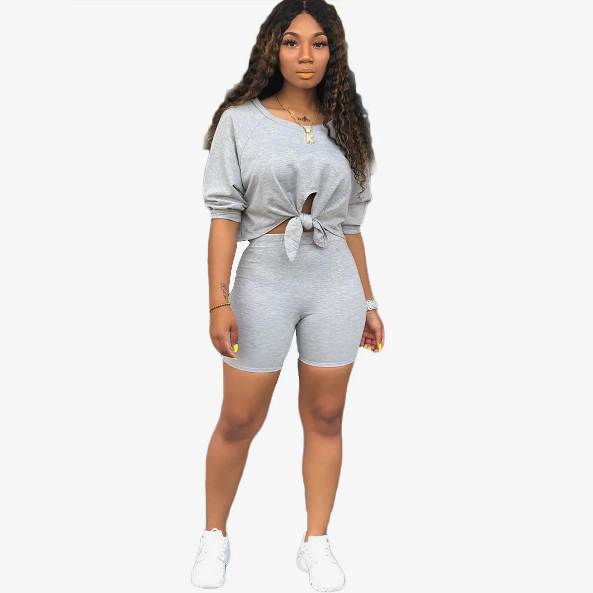 Women's Navel Tie Bowknot Short Sleeves Top + Shorts Two-piece Suit Woman Wear Summer Outfits Clothing Tracksuit Leisure Sets
Women's Navel Tie Bowknot Short Sleeves Top + Shorts Two-piece Suit Woman Wear Summer Outfits Clothing Tracksuit Leisure Sets