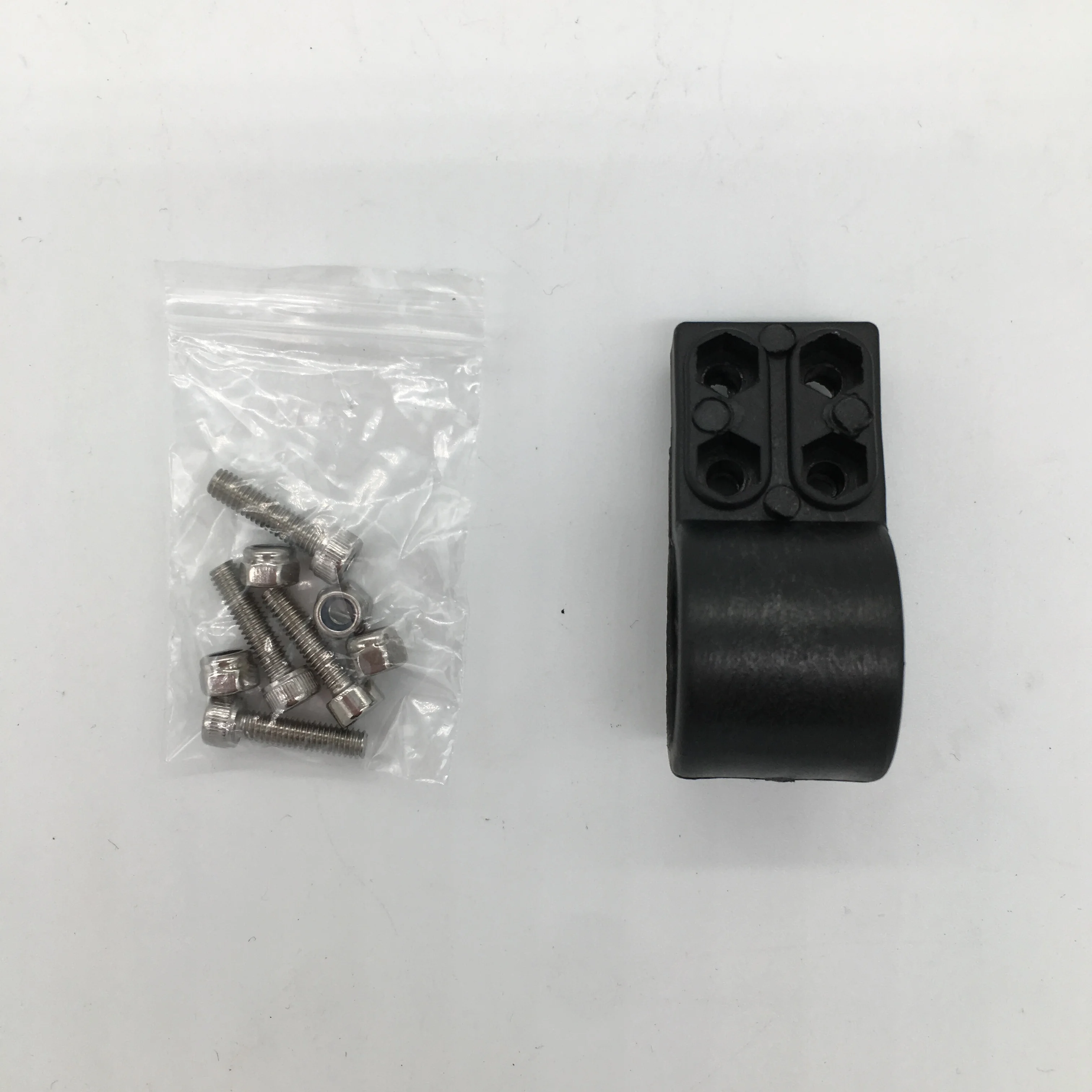 Connector for Connecting the Lcd Display and the Handle Bar of Electric Scooter Plastic Clamp
Connector for Connecting the Lcd Display and the Handle Bar of Electric Scooter Plastic Clamp