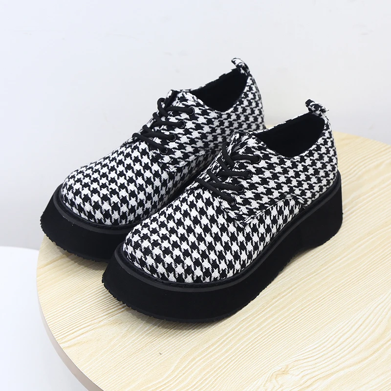 Platform Ankle Boots For Women Chunky Heel Platform Boots Luxury Brand Designer Chelsea Boots Women Martin boots jk Winter Shoes
Platform Ankle Boots For Women Chunky Heel Platform Boots Luxury Brand Designer Chelsea Boots Women Martin boots jk Winter Shoes