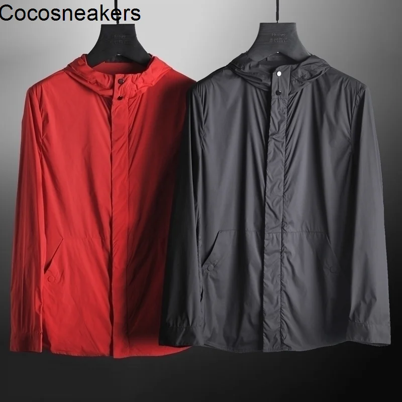 New Autumn new high quality silky lightweight fabric loose men's hooded casual jacket
New Autumn new high quality silky lightweight fabric loose men's hooded casual jacket