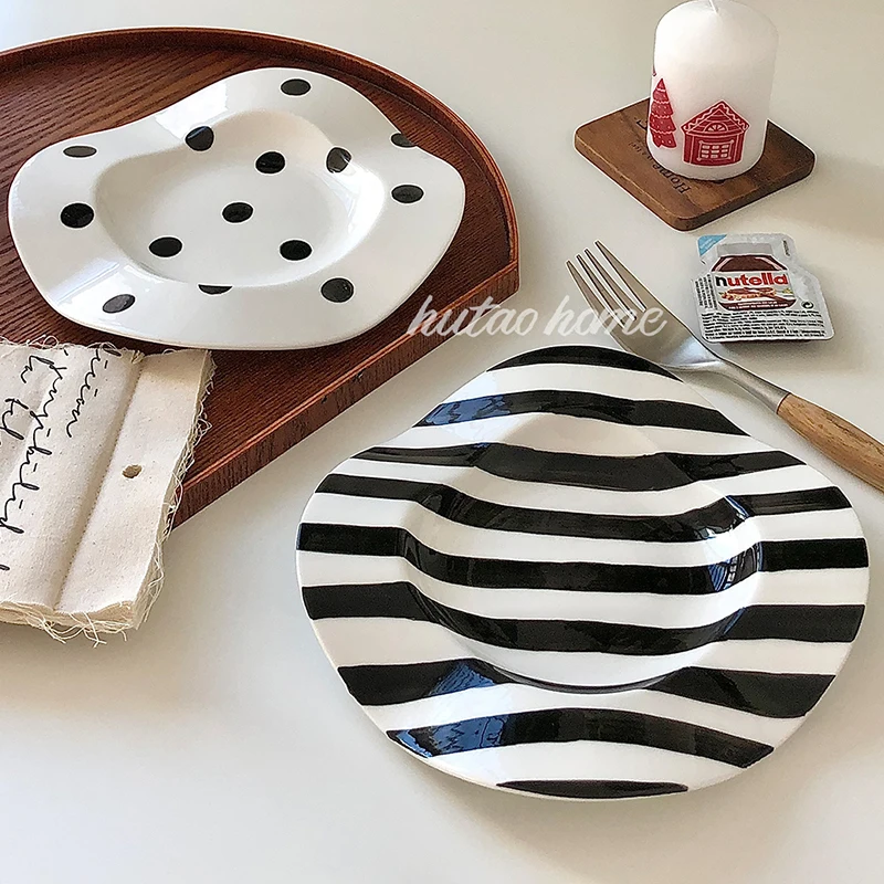 8inch Deep Plate Ceramic Fruit Dessert Stripes Western Food Plate For Kitchen Tableware Party Home Plates 디저트접시
8inch Deep Plate Ceramic Fruit Dessert Stripes Western Food Plate For Kitchen Tableware Party Home Plates 디저트접시