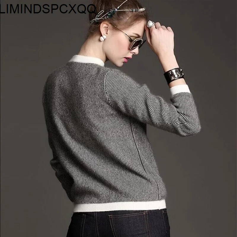 Autumn Fashion Korean Style Ladies Vintage Knitwear Women Striped Knitted Sweater Casual Female Turtleneck Cardigans
Autumn Fashion Korean Style Ladies Vintage Knitwear Women Striped Knitted Sweater Casual Female Turtleneck Cardigans