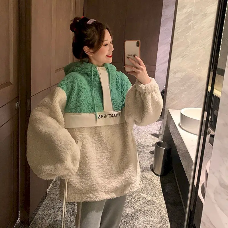 Imitation Lamb Wool Hoodies Women EA Thicken Autumn Winter Student Korean Loose Casual Pullover Coat Thick Hoodie Fashion Velvet
Imitation Lamb Wool Hoodies Women EA Thicken Autumn Winter Student Korean Loose Casual Pullover Coat Thick Hoodie Fashion Velvet