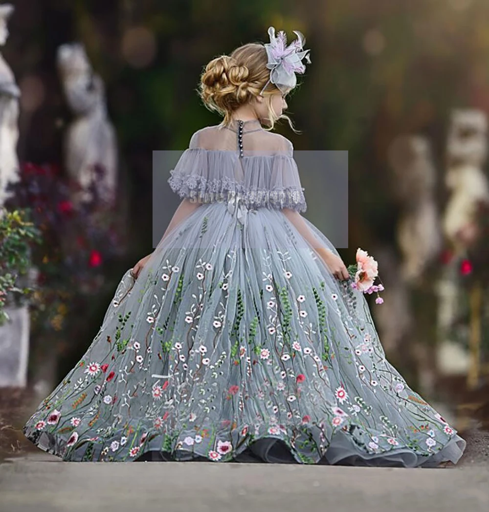 Ball Gown 2020 Flower Girl Dresses Lace Applique High Sheer Neck Girls Pageant Dress Short Sleeves Kids Birthday Party Vestidos
Ball Gown 2020 Flower Girl Dresses Lace Applique High Sheer Neck Girls Pageant Dress Short Sleeves Kids Birthday Party Vestidos