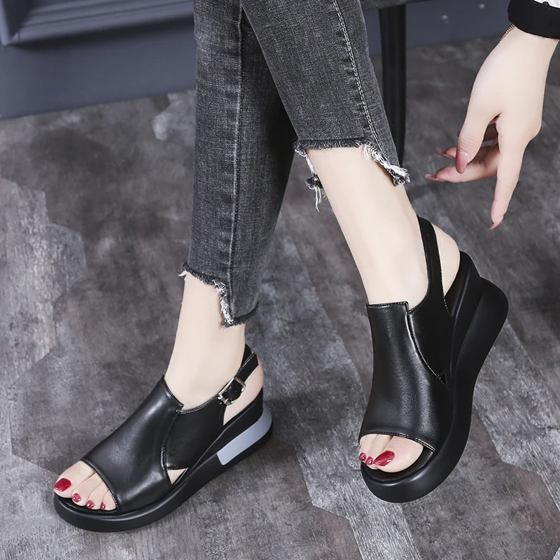 2021 Summer Hot Sale New Platform Sandals Women Shoes Fashion Soft Bottom Comfort Women Sandals Wedges Wild Casual Ladies Shoes
2021 Summer Hot Sale New Platform Sandals Women Shoes Fashion Soft Bottom Comfort Women Sandals Wedges Wild Casual Ladies Shoes