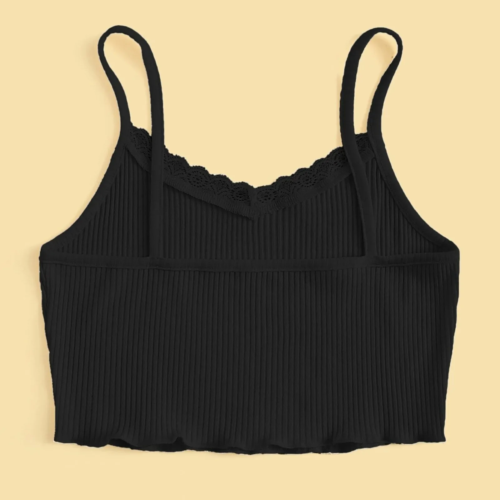 Женский кружевной кроп-топ с V-образным вырезом
Женский кружевной кроп-топ с V-образным вырезом