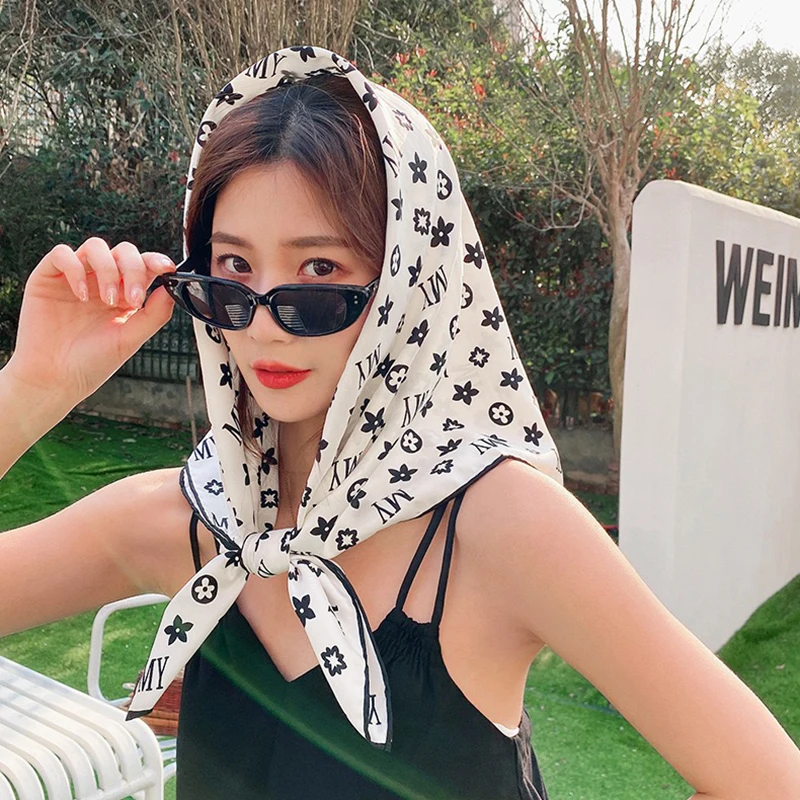 2021 new spring women scarf quality shawl silk fashion scarf headscarf beach sunscreen bag headscarf scarf 90cm*90cm
2021 new spring women scarf quality shawl silk fashion scarf headscarf beach sunscreen bag headscarf scarf 90cm*90cm