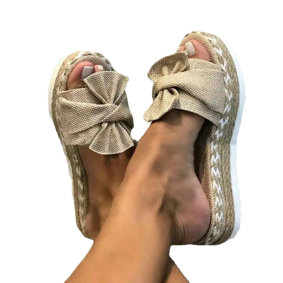 2021 Summer Women Sandals Platform Shoes Bow Sandals Slipper Indoor Outdoor Flip-flops Beach Shoes Female Slippers
2021 Summer Women Sandals Platform Shoes Bow Sandals Slipper Indoor Outdoor Flip-flops Beach Shoes Female Slippers