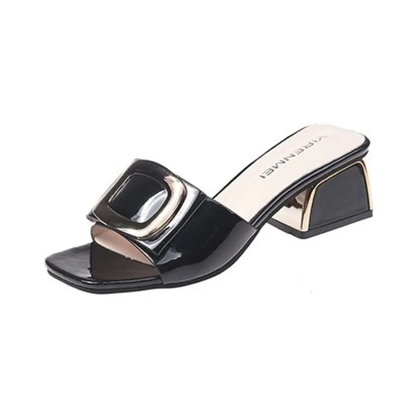 Women's Shoes
Women's Shoes