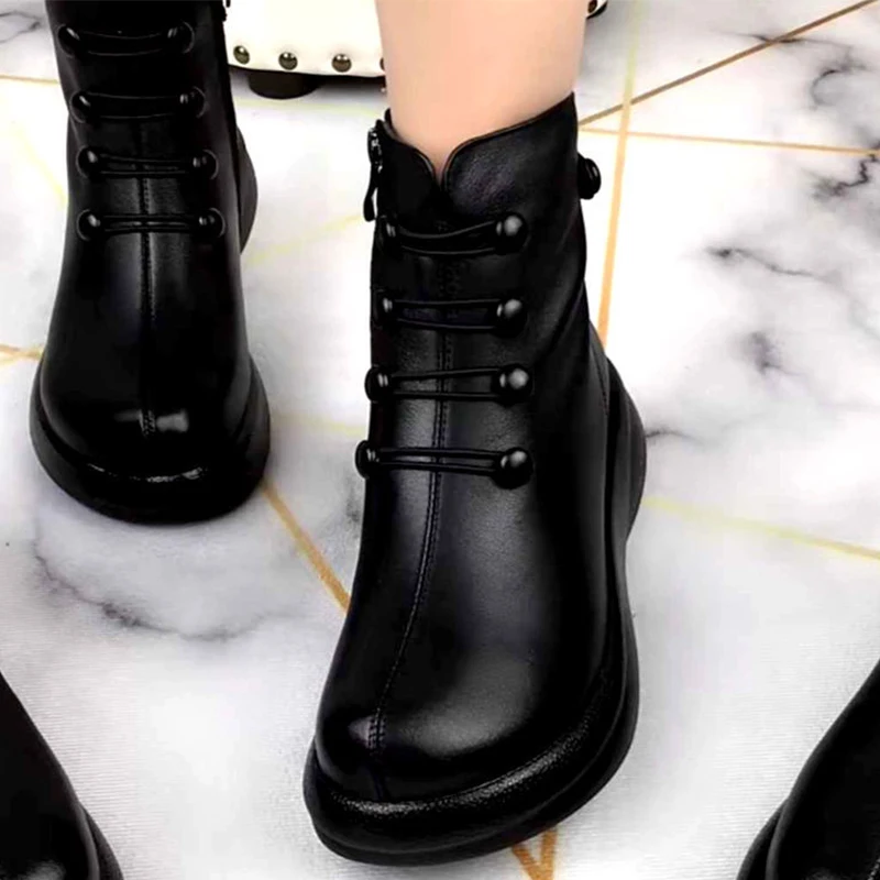 Женские ботинки на танкетке, Теплые ботильоны на платформе, дизайнерская брендовая Роскошная обувь, зимние ботинки, 2022
Женские ботинки на танкетке, Теплые ботильоны на платформе, дизайнерская брендовая Роскошная обувь, зимние ботинки, 2022