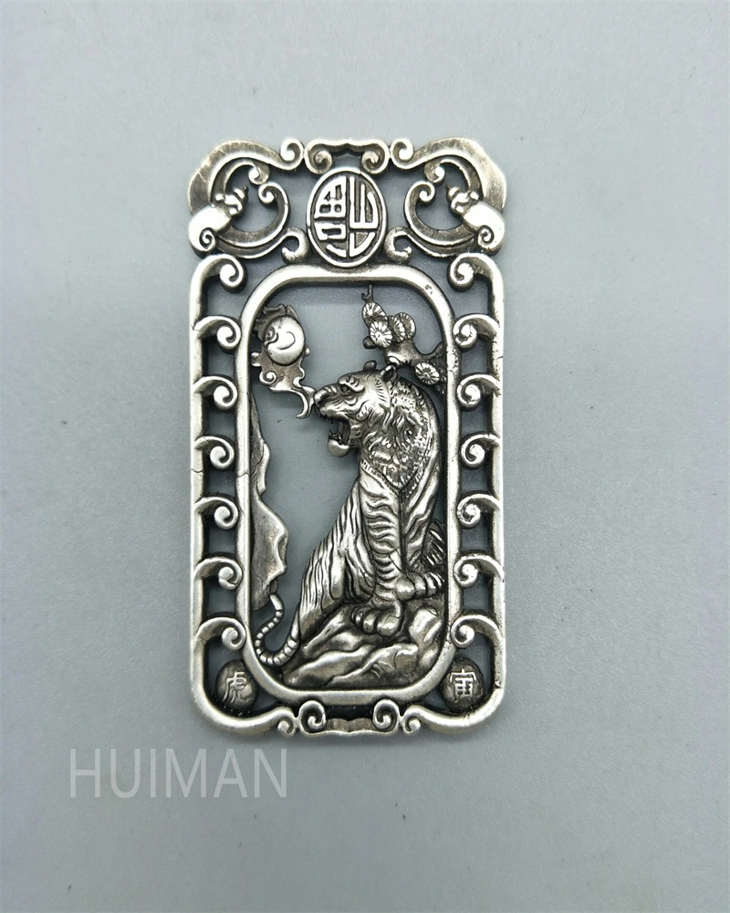 Elaborate Chinese Tibetan Silver “ Tiger ” Amulet Auspicious Necklace / Waist Tag Metal Handicraft
Elaborate Chinese Tibetan Silver “ Tiger ” Amulet Auspicious Necklace / Waist Tag Metal Handicraft