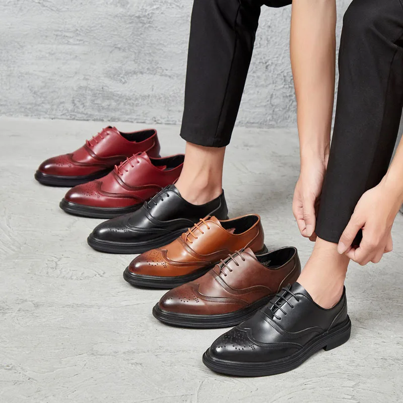 Men Dress Shoes Luxury British Leather Wedding Footwear Spring Autumn Pointed Toe Lace Up Brogue Shoes Formal Business Flats
Men Dress Shoes Luxury British Leather Wedding Footwear Spring Autumn Pointed Toe Lace Up Brogue Shoes Formal Business Flats