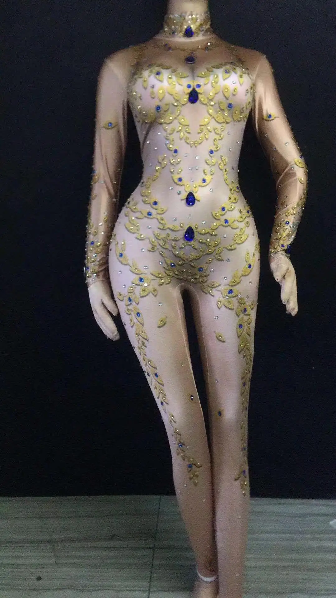 Women Rompers Outfit Sexy Rhinestone Handmade Customized Jumpsuit 2021 Party Celebrate Bar Singer Stage Performance Costume
Women Rompers Outfit Sexy Rhinestone Handmade Customized Jumpsuit 2021 Party Celebrate Bar Singer Stage Performance Costume