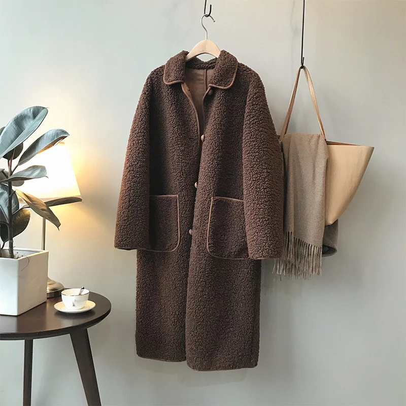 

Зимнее Новое корейское модное пальто из имитации овечьей шерсти женское утолщенное теплое свободное меховое интегрированное пальто средн...
