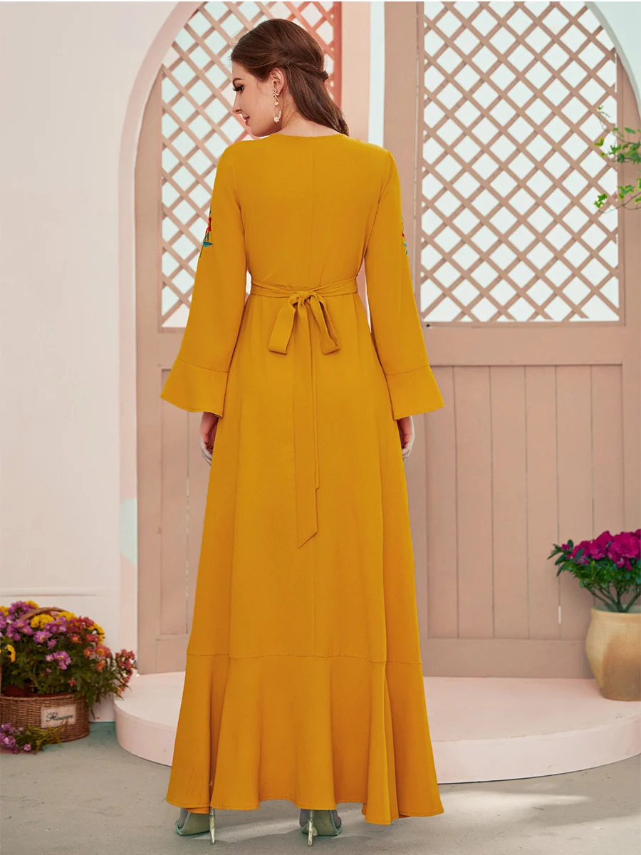Abaya Dubai Turkey Arabic Hijab Muslim Dress Islam Clothing Party Dresses Abayas For Women Robe Femme Longue Musulman De Mode 
Abaya Dubai Turkey Arabic Hijab Muslim Dress Islam Clothing Party Dresses Abayas For Women Robe Femme Longue Musulman De Mode