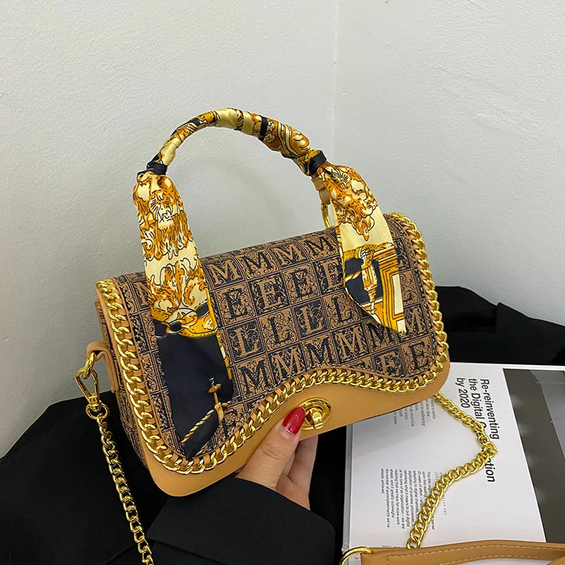 Retro Vintage Luxury Handbags Letters Women Bags Designer Scarf Shoulder Bag Ladies Chains Wave Cover Cross Body Bags Sac A Main
Retro Vintage Luxury Handbags Letters Women Bags Designer Scarf Shoulder Bag Ladies Chains Wave Cover Cross Body Bags Sac A Main