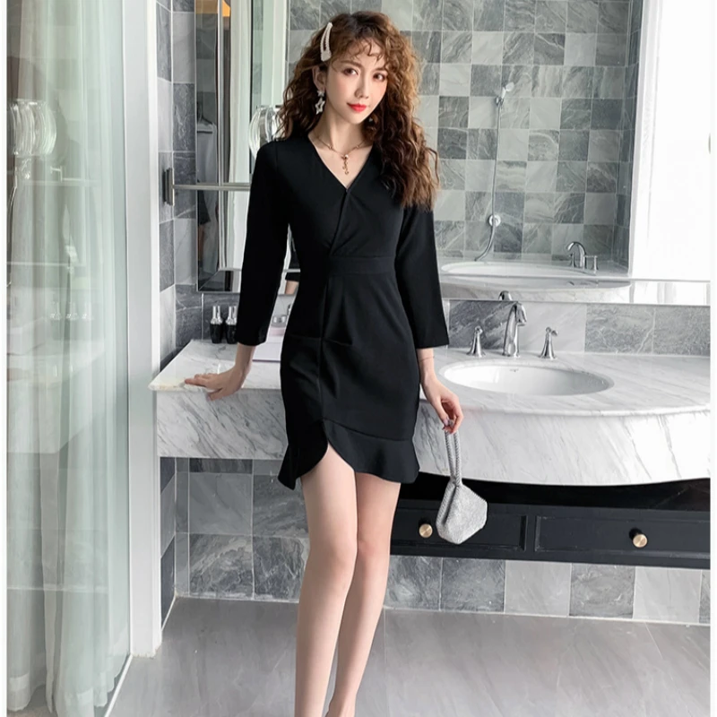 Ladies Bodycon Wrap Mini Winter Dress Black Fall Dresses for Women Long Sleeve A Line Ruffle Vintage Dress Femme Plus Size Ropa
Ladies Bodycon Wrap Mini Winter Dress Black Fall Dresses for Women Long Sleeve A Line Ruffle Vintage Dress Femme Plus Size Ropa