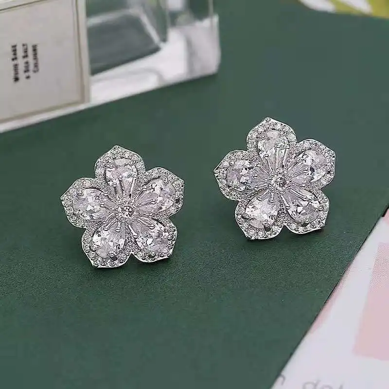 BLACK ANGEL Fashion 925 Silver Elegant Cherry Blossoms Stud Earrings for Women Crystal Flower CZ Ear Jewelry Dropshipping
BLACK ANGEL Fashion 925 Silver Elegant Cherry Blossoms Stud Earrings for Women Crystal Flower CZ Ear Jewelry Dropshipping