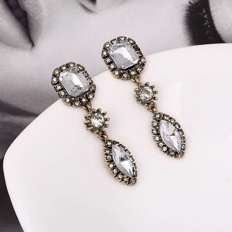 New Women's Earrings Tassel Retro Charms Crystal Long Earrings Original Design Wholesale Statement Jewelry Earring For Wedding
New Women's Earrings Tassel Retro Charms Crystal Long Earrings Original Design Wholesale Statement Jewelry Earring For Wedding
