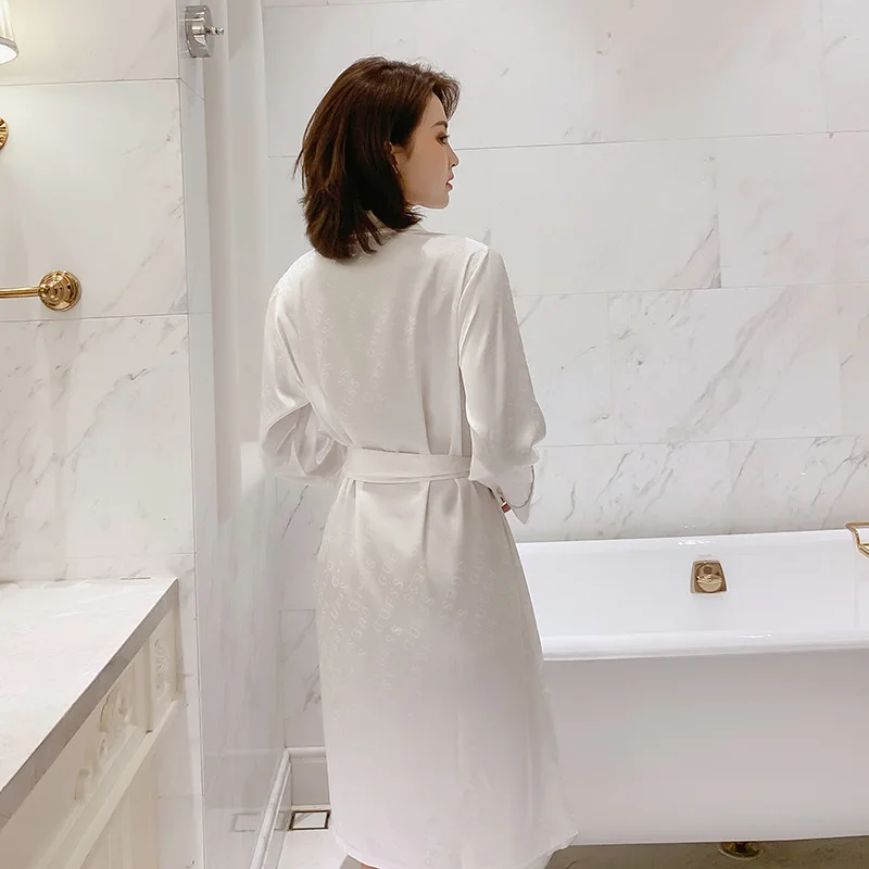 Sexy Kimono Robe Home Clothing Sleepwear Novelty Female Home Clothing Intimate Lingerie Silky Satin Homewear Bathrobe Gown
Sexy Kimono Robe Home Clothing Sleepwear Novelty Female Home Clothing Intimate Lingerie Silky Satin Homewear Bathrobe Gown