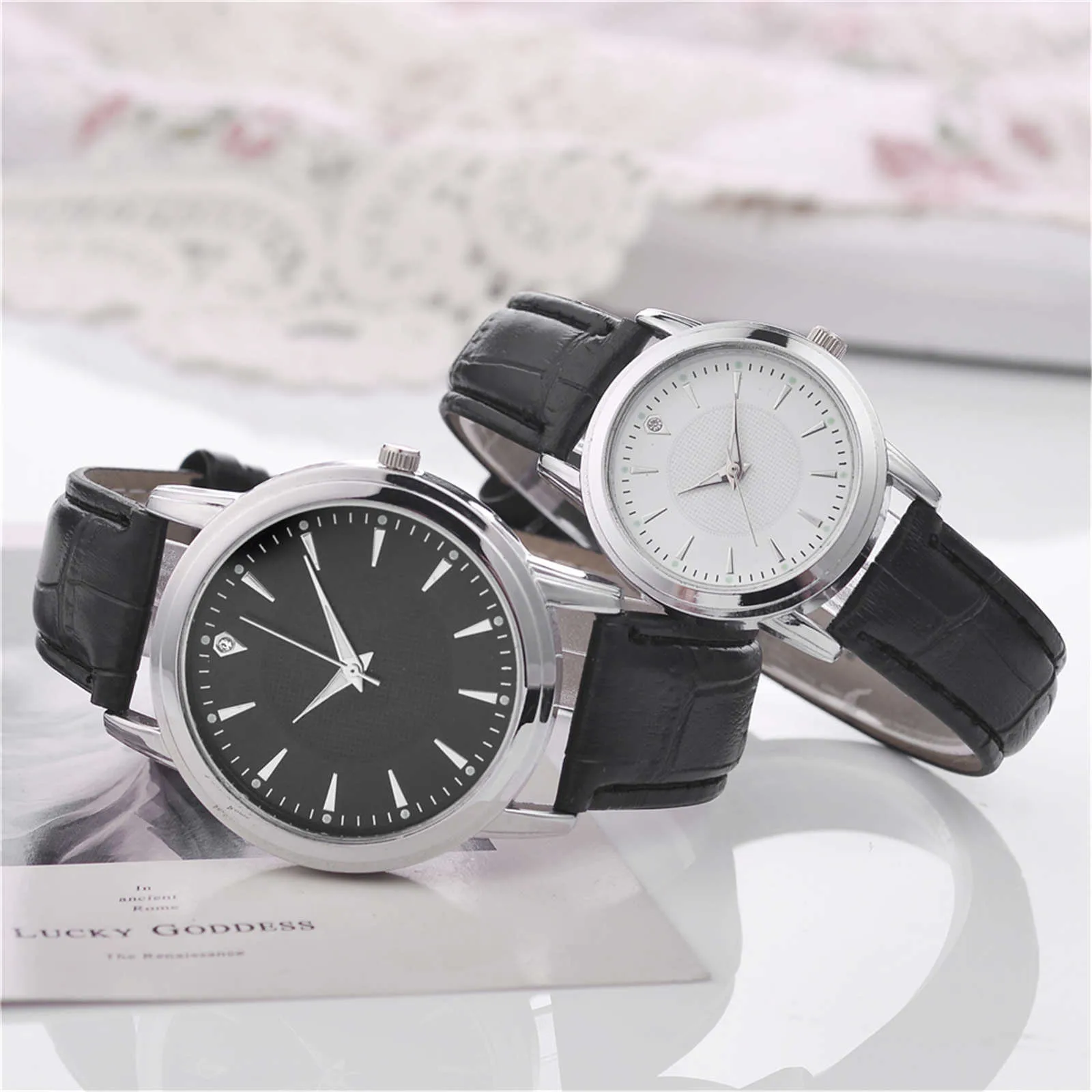 

Brand Luxury Casual Leather watch couple lover Quartz Analog Wrist Watch Unisex Sport Watch Fashion Date Clock Reloj Hombre