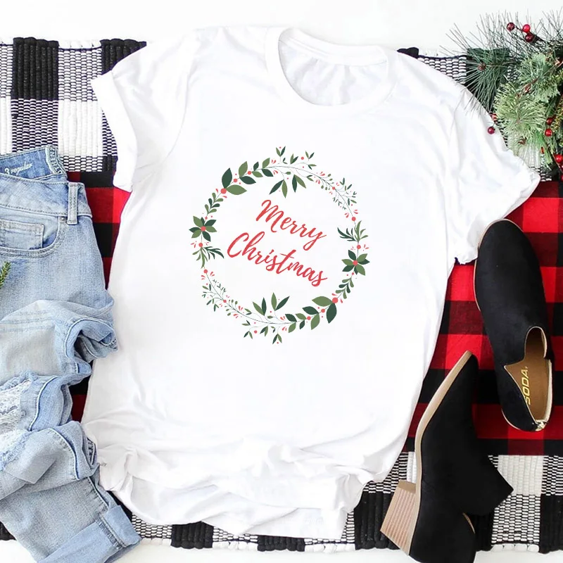 Merry Christmas Wreath Graphic Summer T-Shirt Female Tops TShirts for Women T-shirt Woman Short Sleeve Christmas Colored
Merry Christmas Wreath Graphic Summer T-Shirt Female Tops TShirts for Women T-shirt Woman Short Sleeve Christmas Colored