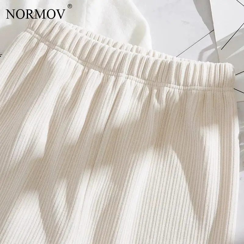 NORMOV Women Casual Pants Winter Plus Velvet Thick High Waist Trousers Corduroy Loose Warm Straight Wide Leg Pants Women
NORMOV Women Casual Pants Winter Plus Velvet Thick High Waist Trousers Corduroy Loose Warm Straight Wide Leg Pants Women