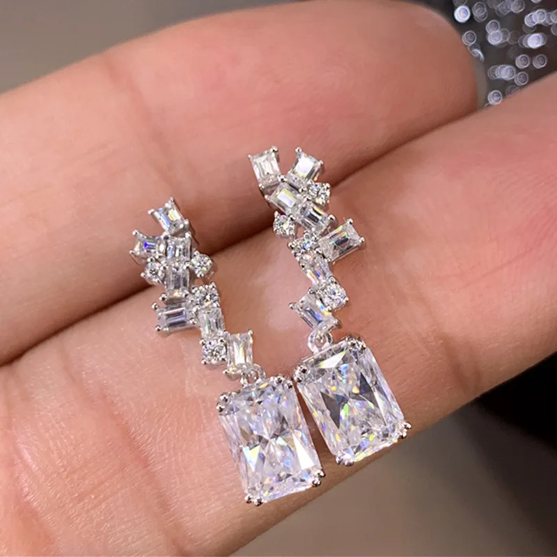 New Luxury Geometric Irregular Zircon Drop Earrings for Bride Wedding Anniversary Jewelry for Women Exquisite Gifts
New Luxury Geometric Irregular Zircon Drop Earrings for Bride Wedding Anniversary Jewelry for Women Exquisite Gifts