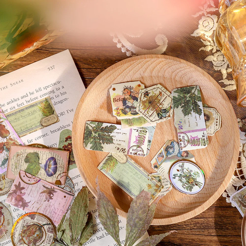 Стикеры клейкие декоративные в винтажном стиле для оформления дневника и альбома 
Стикеры клейкие декоративные в винтажном стиле для оформления дневника и альбома