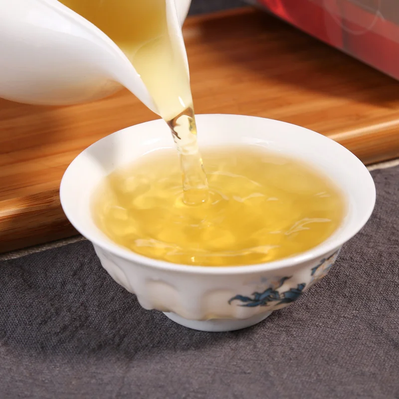 PC Box 250g China Anxi Tieguanyin Tea Fresh 1275 Organic Oolong Tea For Weight loss Tea Health Care Beauty Green Food chengxj
PC Box 250g China Anxi Tieguanyin Tea Fresh 1275 Organic Oolong Tea For Weight loss Tea Health Care Beauty Green Food chengxj