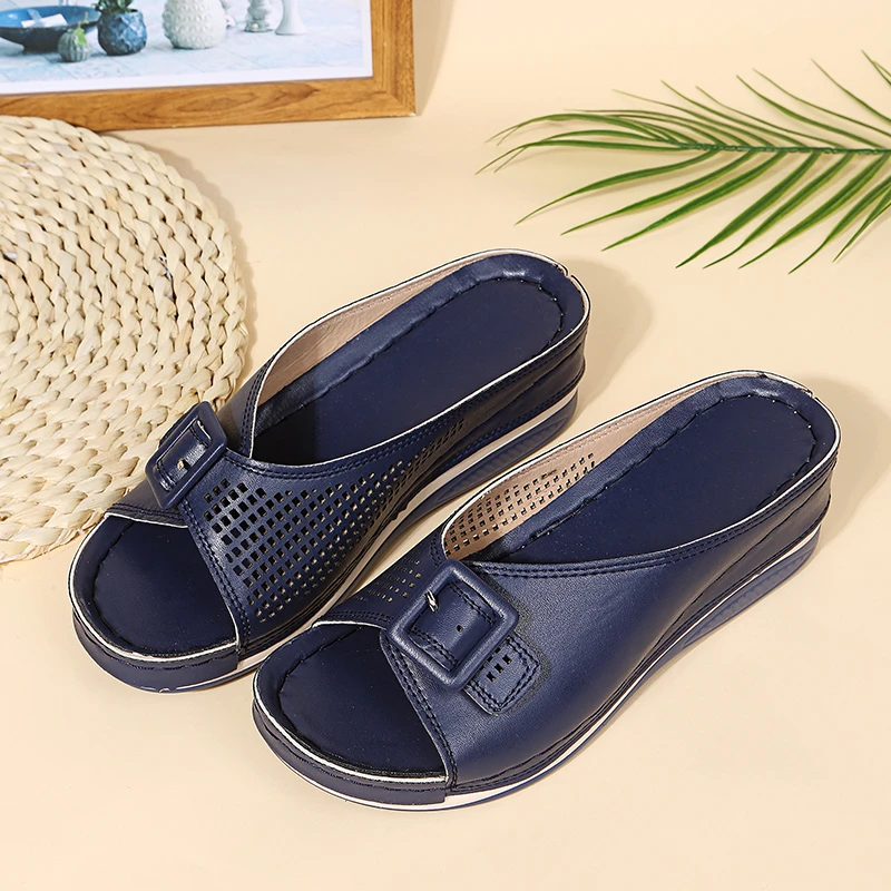 2022 Summer New Sandals and Slippers for Women's Outer Wear Thick-soled Wedges Ladies Casual Fashion Women's Shoes
2022 Summer New Sandals and Slippers for Women's Outer Wear Thick-soled Wedges Ladies Casual Fashion Women's Shoes