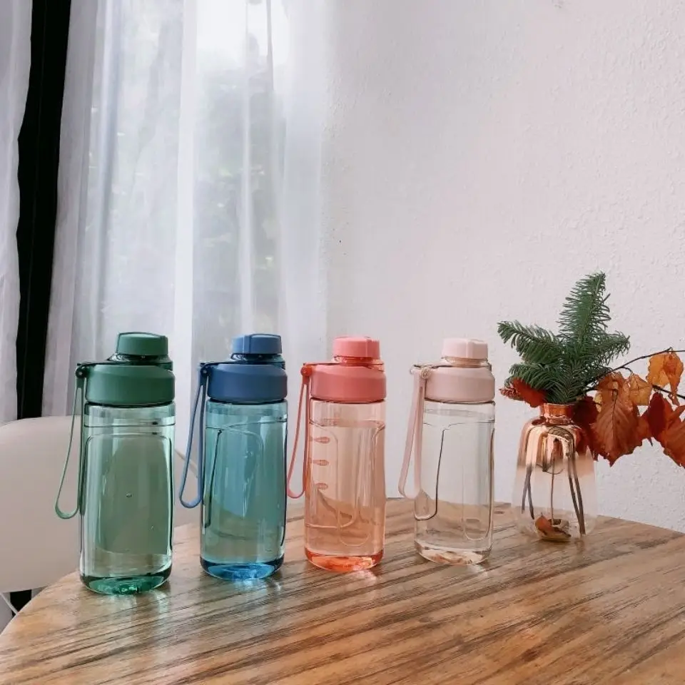 Sports kettle large capacity fall proof boys and girls creative water cup fresh plastic personality simple handy cup
Sports kettle large capacity fall proof boys and girls creative water cup fresh plastic personality simple handy cup