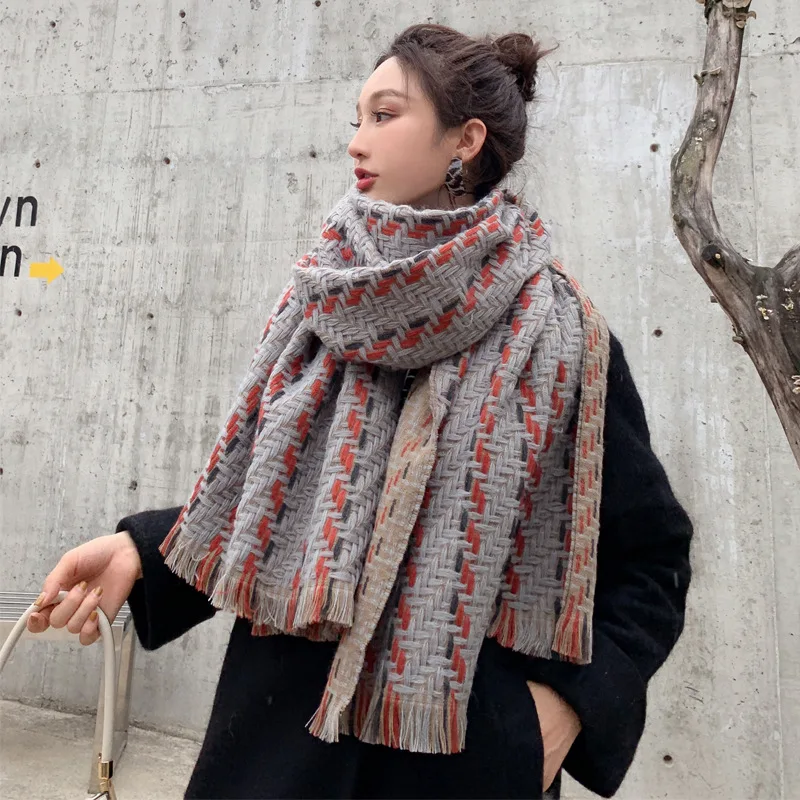Luxury winter scarf for women, oversized and versatile students, thick and warm knitted wool striped long scarf shawl for ladies
Luxury winter scarf for women, oversized and versatile students, thick and warm knitted wool striped long scarf shawl for ladies