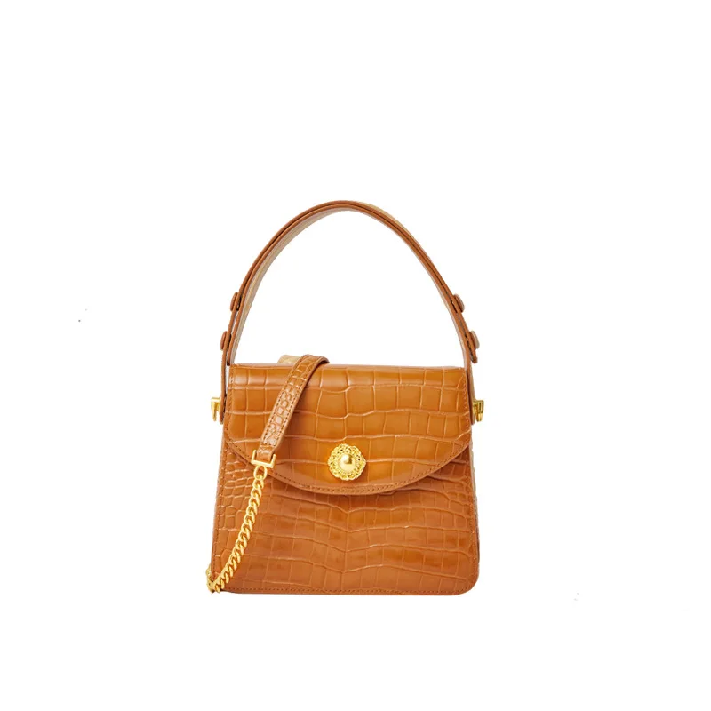 OUSSON New Design Small Square Leather Underarm Bag Exquisite Female Retro Crocodile Pattern Tote Handbag One Shoulder Handbag 
OUSSON New Design Small Square Leather Underarm Bag Exquisite Female Retro Crocodile Pattern Tote Handbag One Shoulder Handbag