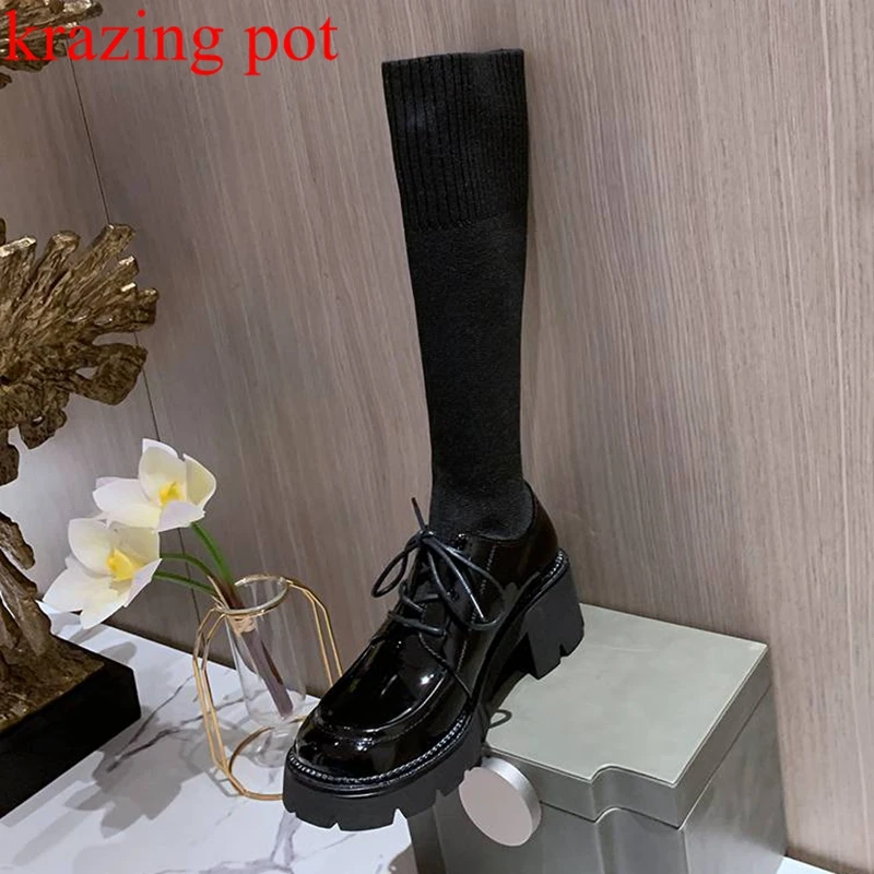 Vichelo Hot cow leather round toe thick bottom cross-tied lace up sock boots slip on platform keep warm stretch knee-high boots
Vichelo Hot cow leather round toe thick bottom cross-tied lace up sock boots slip on platform keep warm stretch knee-high boots
