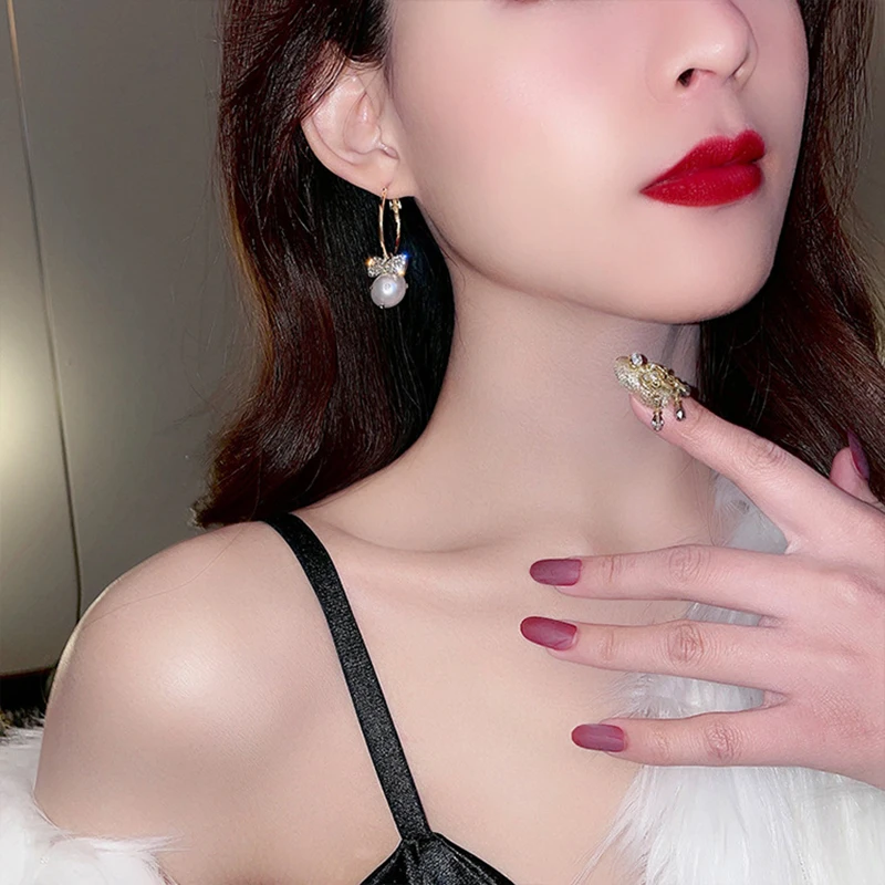 Aprilwell Korean Fashion Cute Pendant Earrings 2021 Gold Hoop Jewelry Ins Online Celebrity French Aesthetic Accessories
Aprilwell Korean Fashion Cute Pendant Earrings 2021 Gold Hoop Jewelry Ins Online Celebrity French Aesthetic Accessories