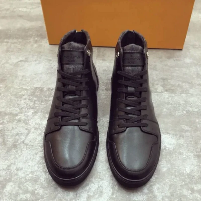 Men's 2021 Spring and Summer New Korean Style Trendy Casual Leather Shoes All-match Black Men's High-bang Sneakers YX298
Men's 2021 Spring and Summer New Korean Style Trendy Casual Leather Shoes All-match Black Men's High-bang Sneakers YX298