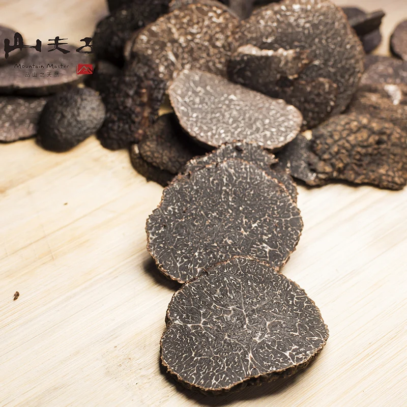 Yunnan towering mountain master jinshajiang truffle truffles mature black truffle 50 g
Yunnan towering mountain master jinshajiang truffle truffles mature black truffle 50 g