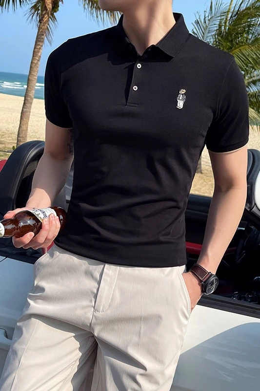 2021 Embroidery POLO Shirts Men Summer Short Sleeve Lapel Business Shirts British Style Solid Color Casual Slim Tee Tops
2021 Embroidery POLO Shirts Men Summer Short Sleeve Lapel Business Shirts British Style Solid Color Casual Slim Tee Tops
