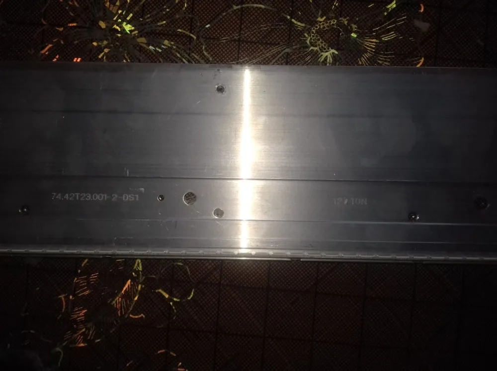 New 10 PCS/lot 60LED 525mm LED strip for LG 42LS570T T420HVN01.0 74.42T23.001-2-DS1 7030PKG 42 60ea 42LS5600 42LS560T 42LS570S
New 10 PCS/lot 60LED 525mm LED strip for LG 42LS570T T420HVN01.0 74.42T23.001-2-DS1 7030PKG 42 60ea 42LS5600 42LS560T 42LS570S