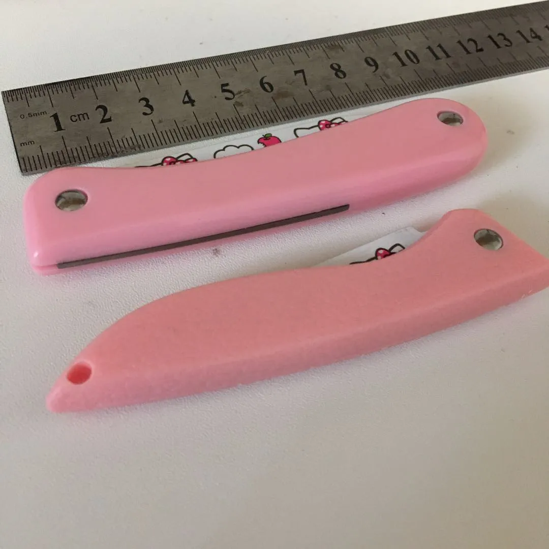 Princess pink super cute fold cartoons pocket knife kitchen paring keychain girls birthday pretty cool Christmas gift
Princess pink super cute fold cartoons pocket knife kitchen paring keychain girls birthday pretty cool Christmas gift