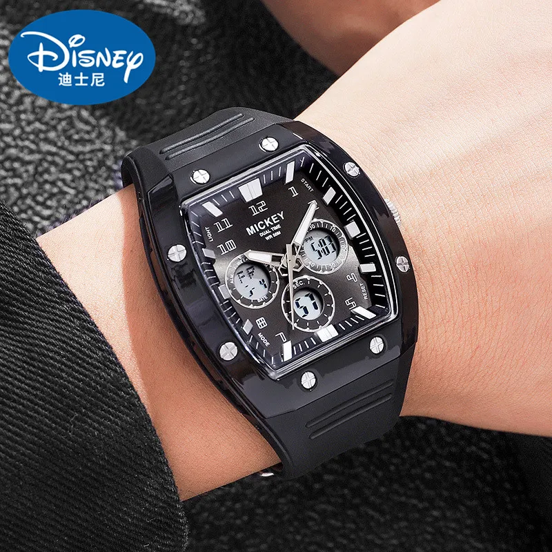 Часы наручные Disney мужские с хронографом официальные спортивные светодиодные