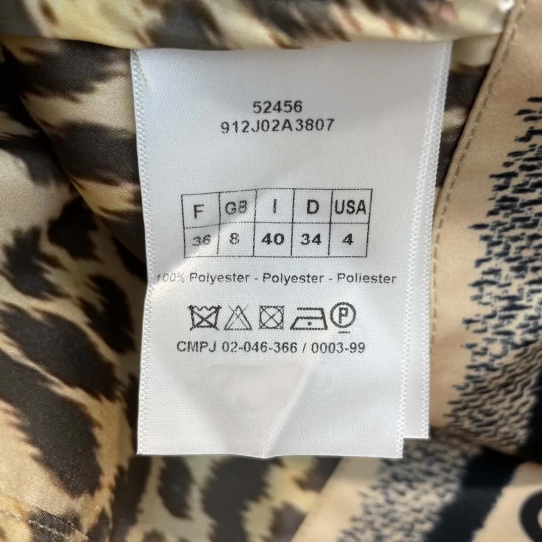 Fashion Leopard Blazer Coat for Women Summer New 2021 High-end Brand Notched Long Sleeve Coats Single Breasted Blazers Coat Lady
Fashion Leopard Blazer Coat for Women Summer New 2021 High-end Brand Notched Long Sleeve Coats Single Breasted Blazers Coat Lady