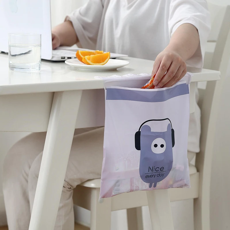 15pcs Portable Hanging Car Trash Bag Office Kitchen Self-adhesive Garbage Bags Disposable Biodegradable Garbage Bag Hot Sale
15pcs Portable Hanging Car Trash Bag Office Kitchen Self-adhesive Garbage Bags Disposable Biodegradable Garbage Bag Hot Sale